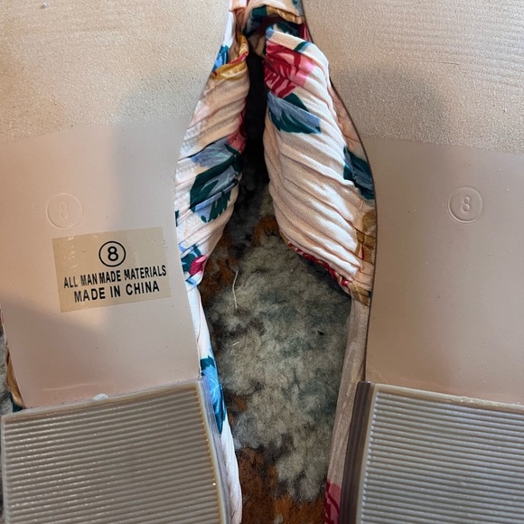 Lortho Pink Floral Pleated Bow Slide Sandals - Picture 4 of 4